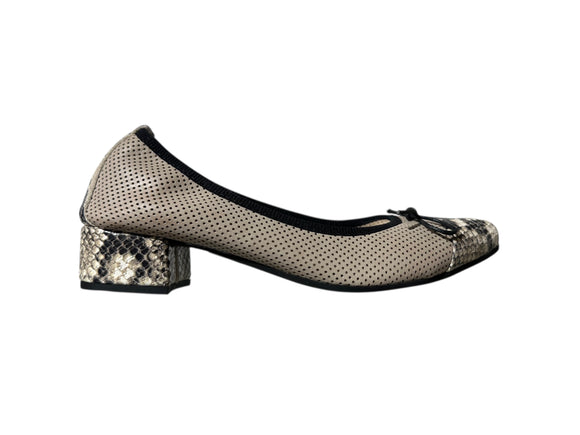 SCARPA MAGICA Beige Traforata
